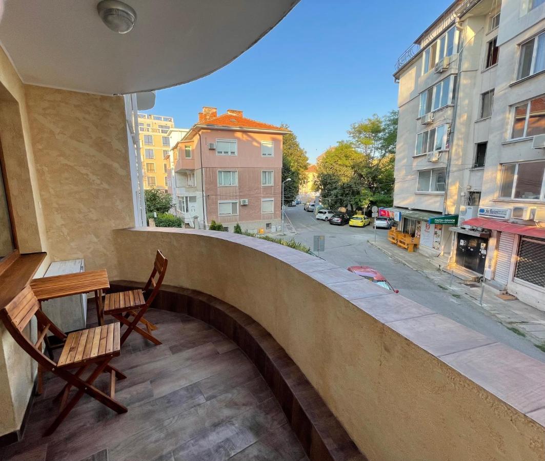 Apartament Deluxe Karina-Free Parking Burgaz Dış mekan fotoğraf